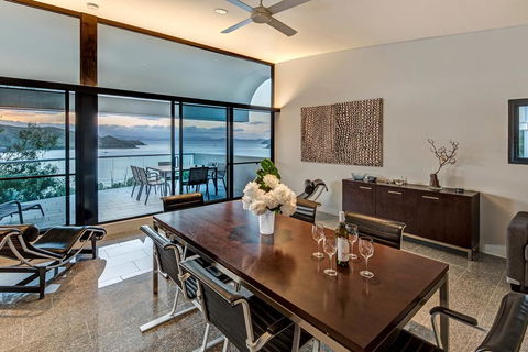 Waves 3 Luxury 3 Bedroom Endless Ocean Views Central Location + Buggy - Dentist Find 2