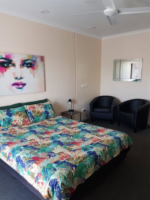Wentworth Central Motor Inn - Dentist Find 3