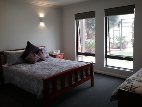 Wentworth Wharf B&B - Dentist Find 1