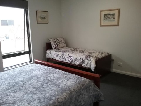 Wentworth Wharf B&B - Dentist Find 0