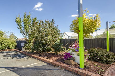 Werribee Motel And Apartments - Dentist Find 2