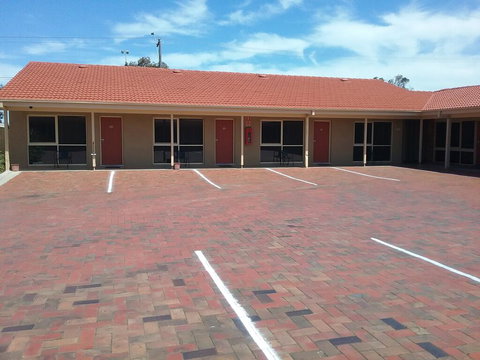Werribee Park Motor Inn - Dentist Find 3