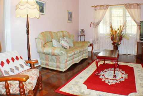 West End Retreat - Dentist Search 0