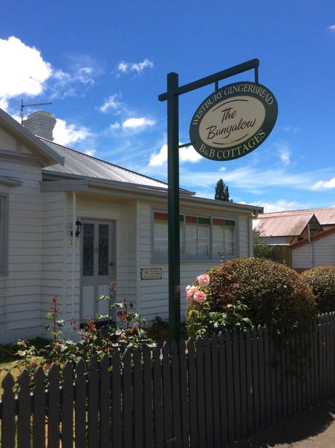 Westbury Gingerbread Cottages - Dentist Search 1