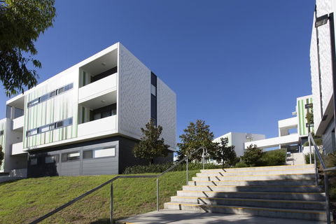 Western Sydney University Village - Campbelltown - Dentists Australia 0