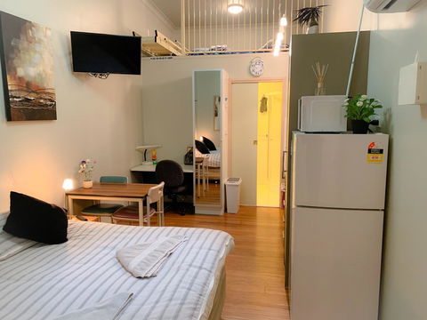 Westside Studio Apartments - Dentist Find 1