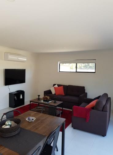 White Caps B - New Styles & Spacious Home - Dentist Find 3
