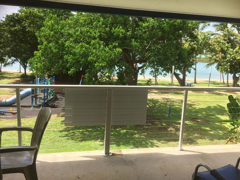 Whitehaven Beachfront Holiday Units - Dentist Find 3