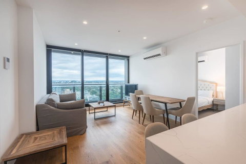Whitehorse Tower 2 Bedroom 2 Bath - Dentist Search 0