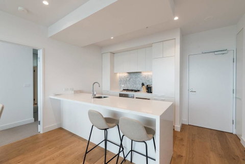 Whitehorse Tower 2 Bedroom 2 Bath - Dentist Search 1