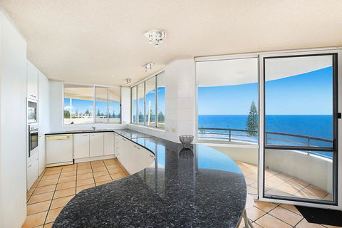 Wickham Cove Unit 10, 45 Albert Street. Kings Beach - Dentist Find 2