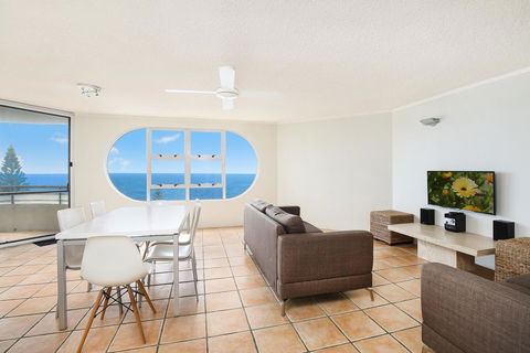 Wickham Cove Unit 10, 45 Albert Street. Kings Beach - Dentist Find 3