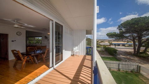 Wilto By The Beach - 4 (1) Wilto Street - Dentist Search 2