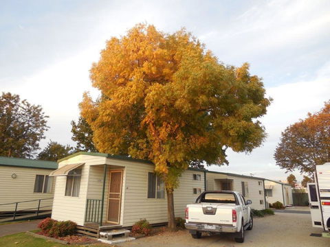 Wodonga Caravan & Cabin Park - Dentist Search 0