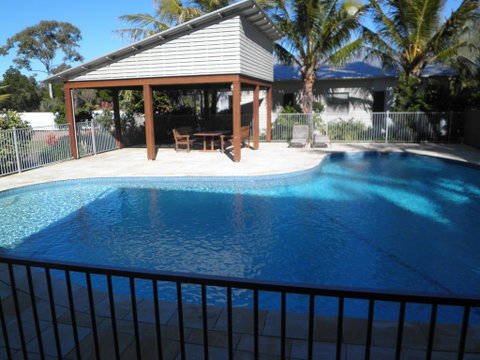 Woodgate Beach Houses - Dentist Find 0