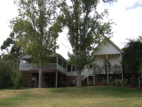 Woodlands Of Bridgetown B&B - Dentist Find 3