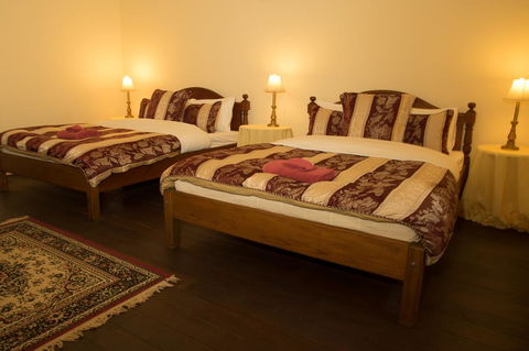 Wooleen Station - Dentist Find 3