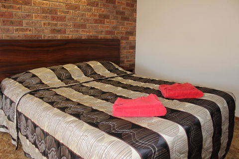 Woomargama Motel - Dentist Find 2