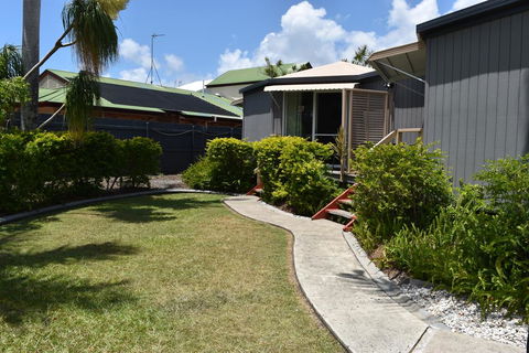 Wunpalm Motel & Holiday Cabins - Dentist Find 3
