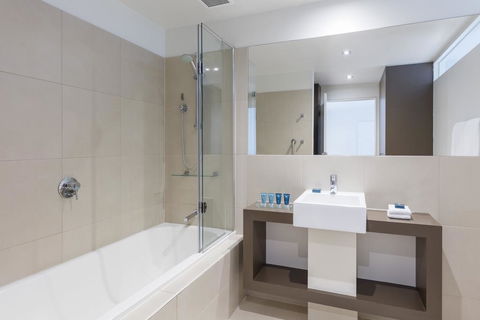 Wyndham Resort Torquay - Dentist Find 1