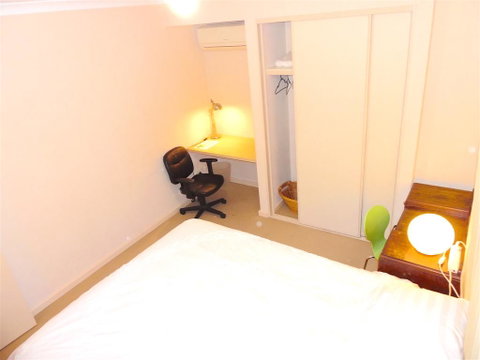 Wyndham Street Lodge - Dentist Find 3