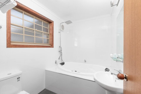 Yarra Valley Motel - Dentist Search 3
