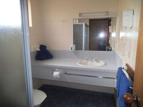 Yarragon Motel - Dentist Find 0