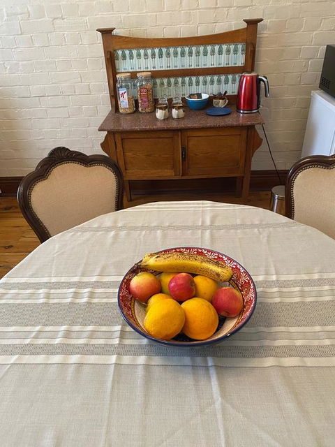 Yass Central B&B - Dentist Find 2