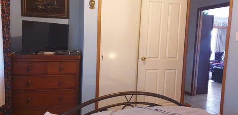 York's Lookout Lodge Bed And Breakfast - Dentist Find 1