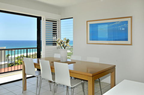Your Home From Home With Ocean Views - Dentist Find 1