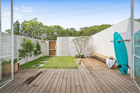 Your Luxury Escape - Driftwood Two At Clarkes Beach - Dentist Search 2