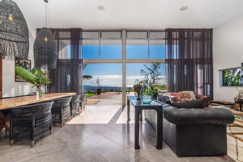 Your Luxury Escape - Horizon - Dentist Search 0