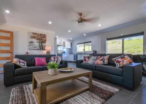Yungaburra Lodge - Dentist Find 0