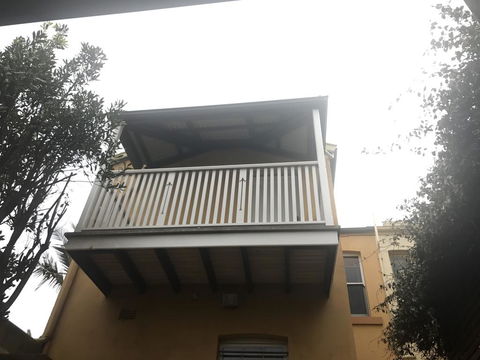 Zaara - Dentist Search 3