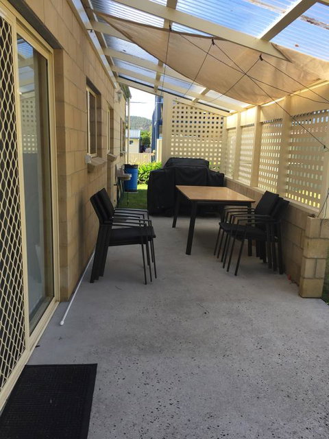 Rose Cottage Sisters Beach Accommodation - Dentist Find 1