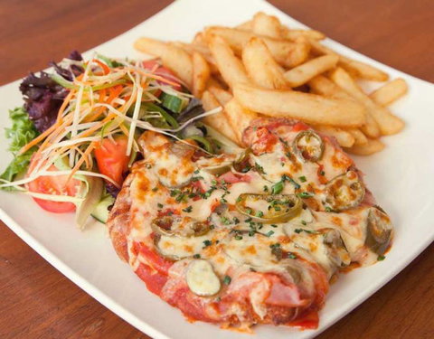 Tugun Tavern - Dentist Find 3