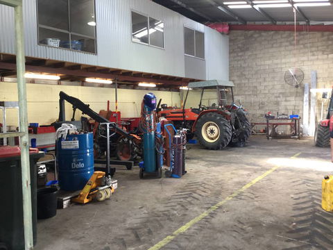 Dennis Hardaker Field Service - Dentist Search 3
