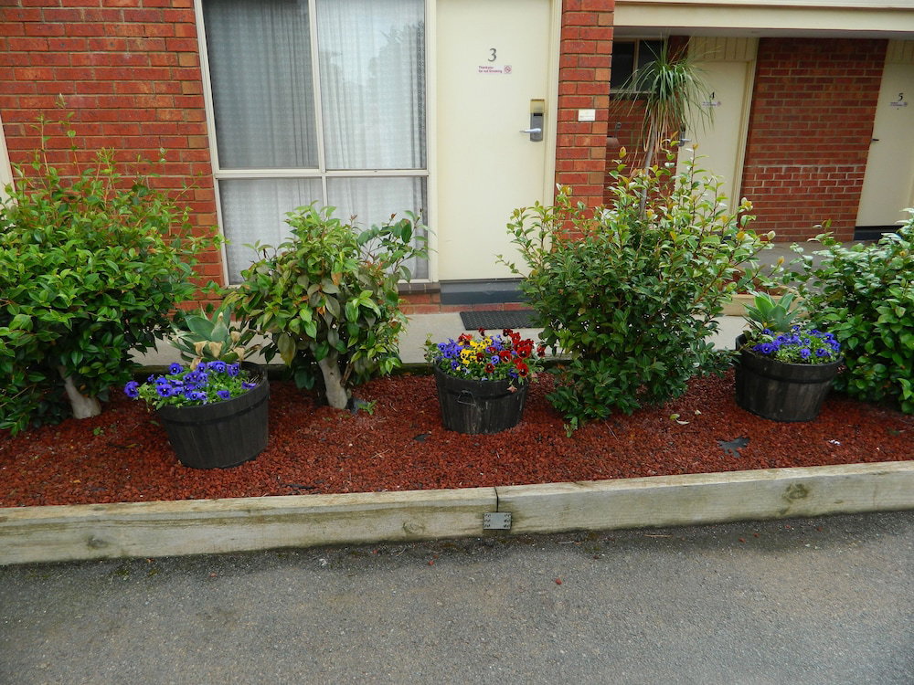 Werribee Motel  Apartments