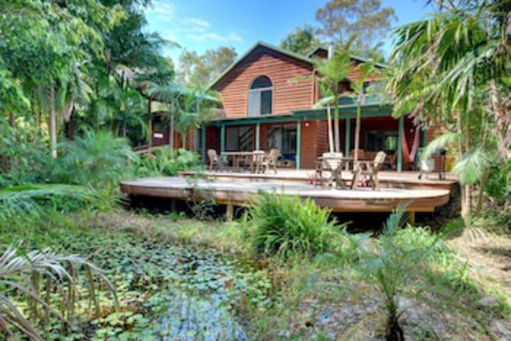 Planula Bed  Breakfast Retreat