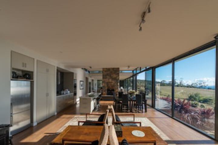 Dragonfly Lodge