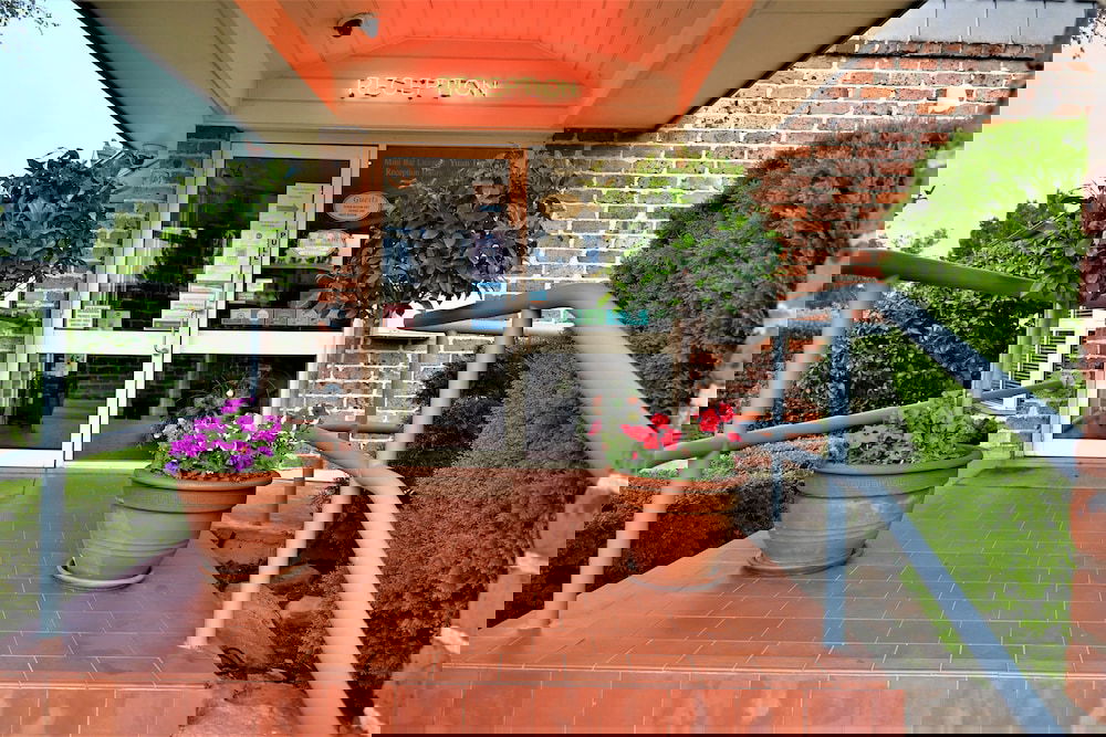 Grand Country Lodge Motel