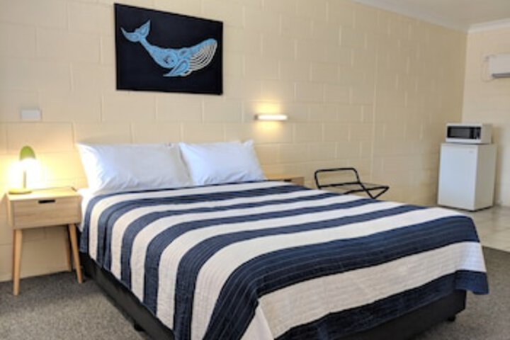 Sail Inn Motel