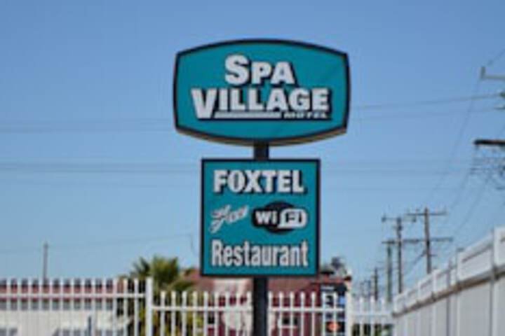 Spa Village Travel Inn