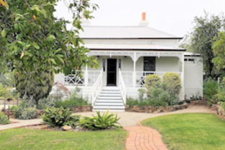Fairbank House
