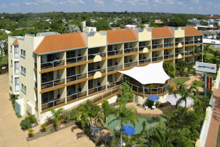 Shelly Bay Resort