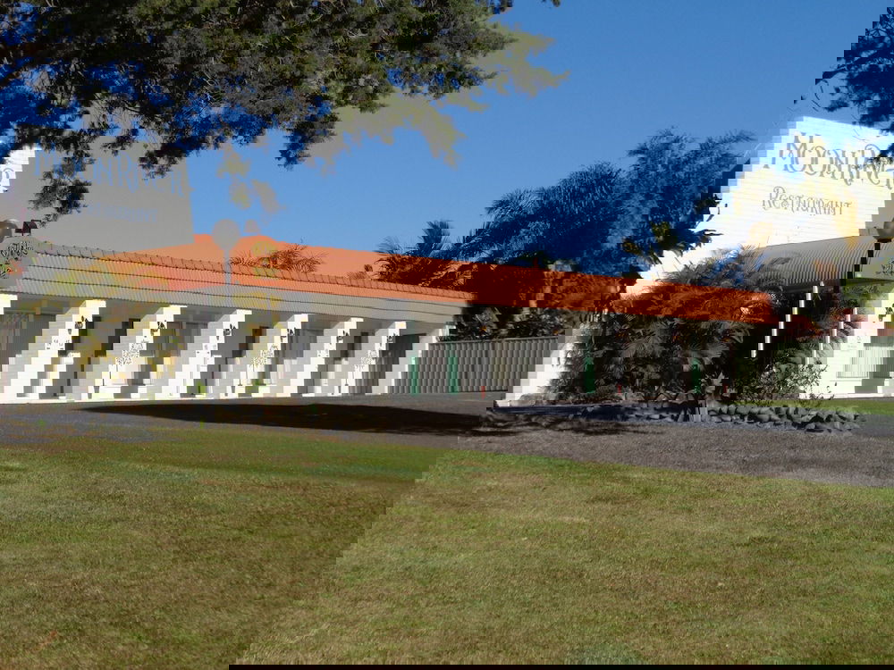 Moon River Motor Inn