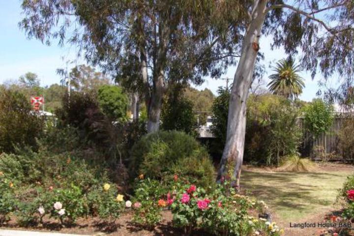 Langford House B  B