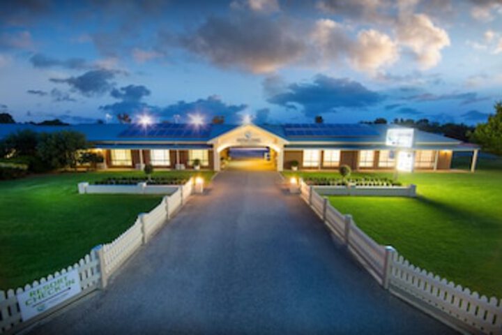 Howlong Golf Resort
