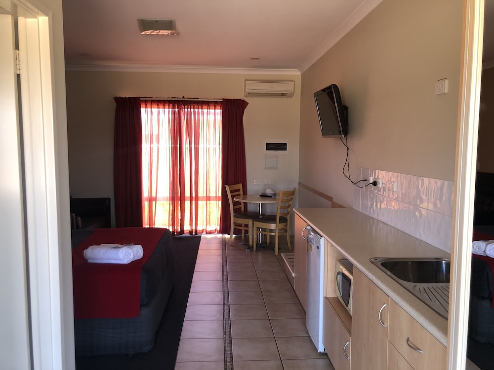 Collie Ridge Motel