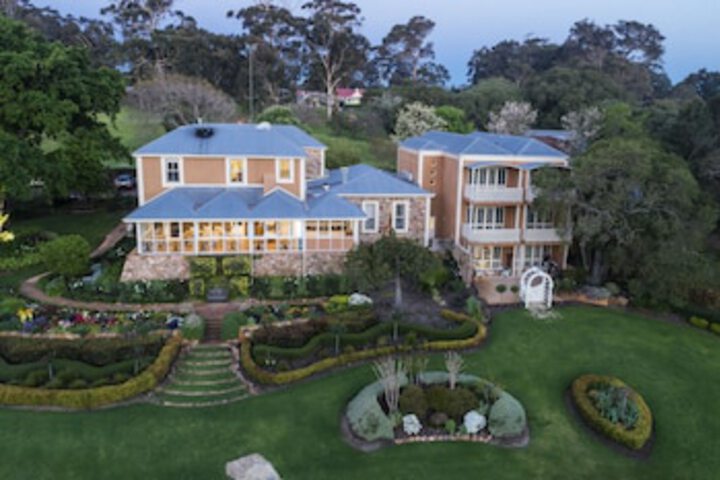 Grand Mercure Basildene Manor